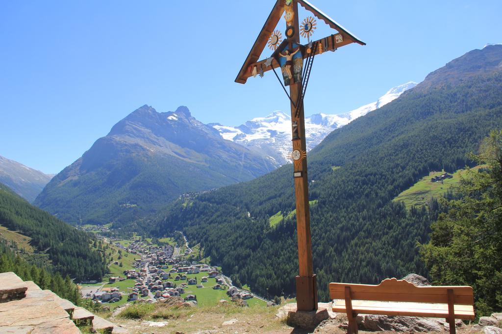 Pension Heino Saas-Grund Zewnętrze zdjęcie