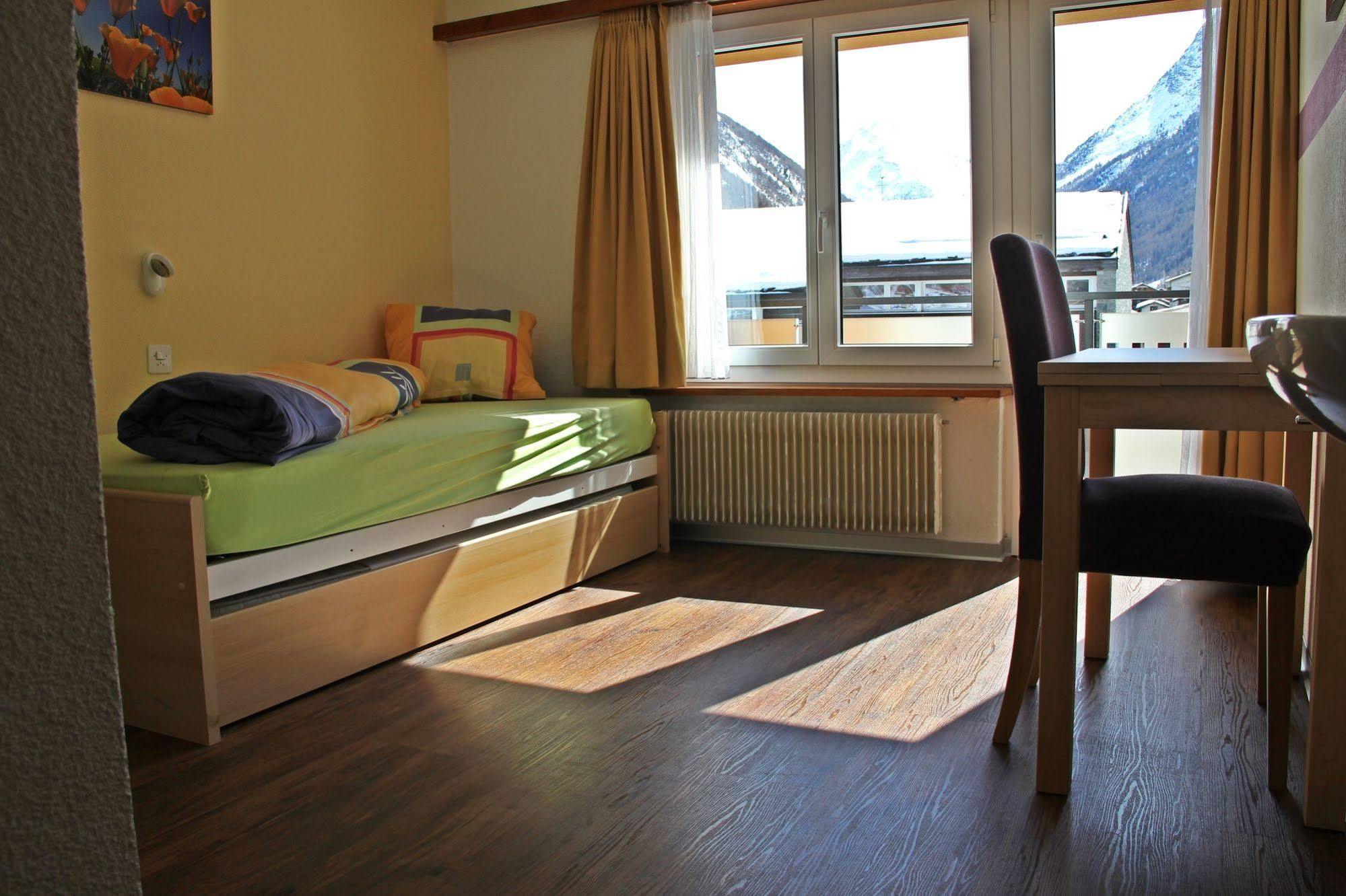 Pension Heino Saas-Grund Zewnętrze zdjęcie